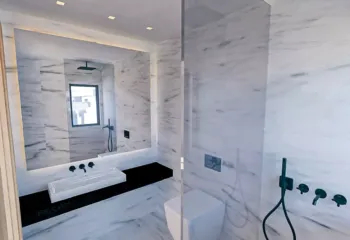 Modern marble bathroom interior visualization by Varc Studio for PSI Constructions.